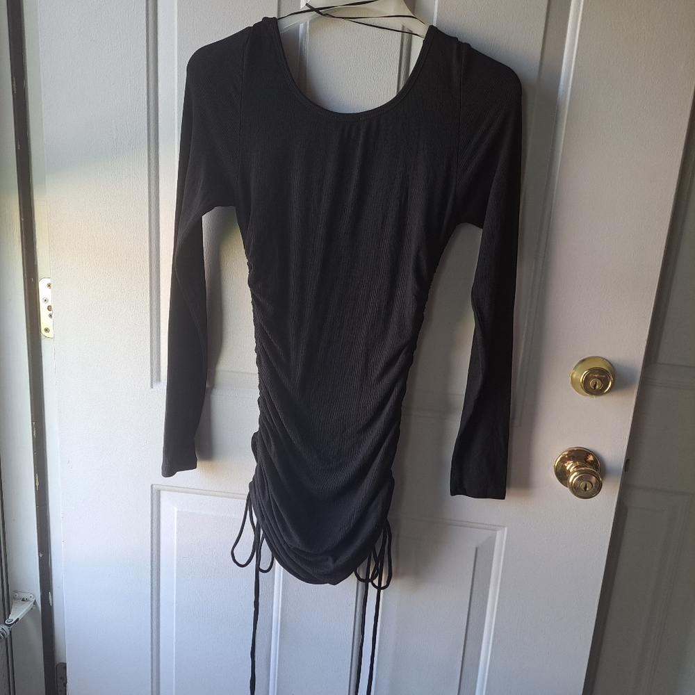 Princess Polly dress🖤 - Picture 2 of 5